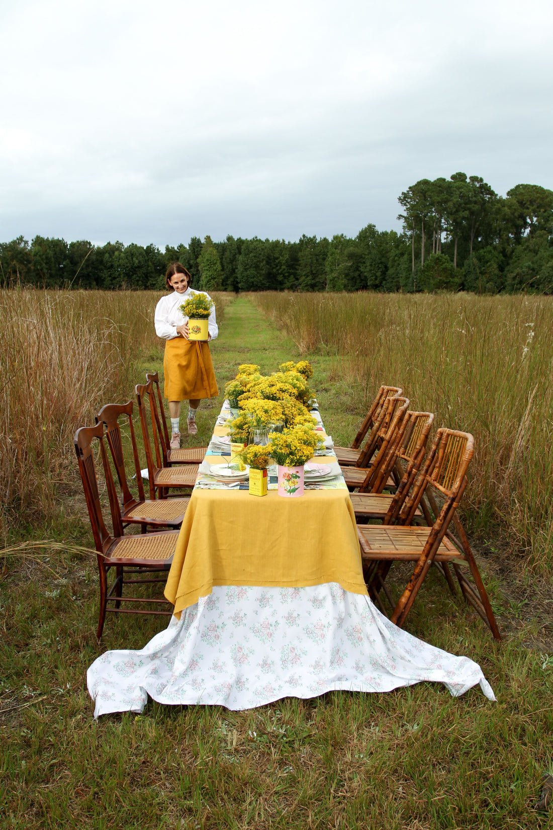 honeybee-inspired-table-decor-by-Libbie-summers