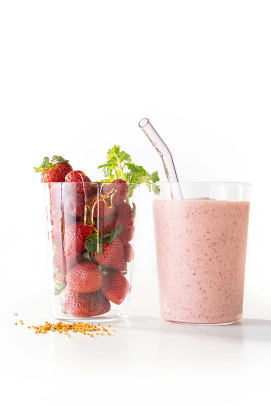 bee-pollen-strawberry-mint-smoothie-healthy-top-honey-immunity-breakfast-easy-simple-quick