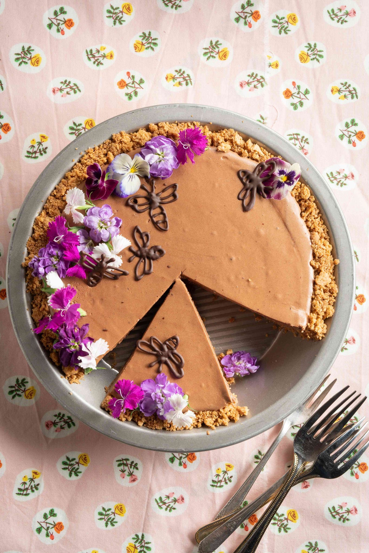 Easy Chocolate Mousse Pie