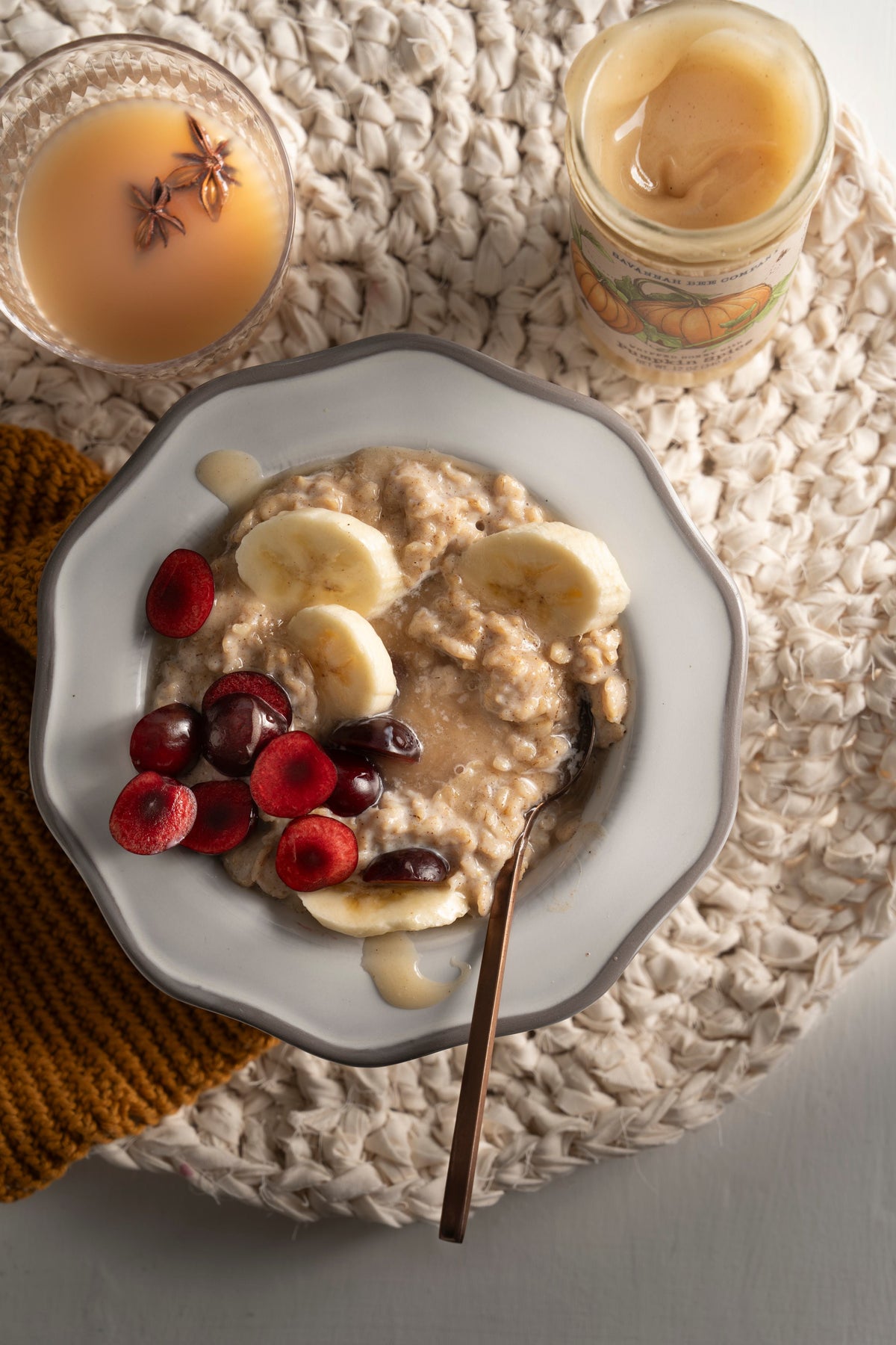 Oatmeal with Pumpkin Spice Honey