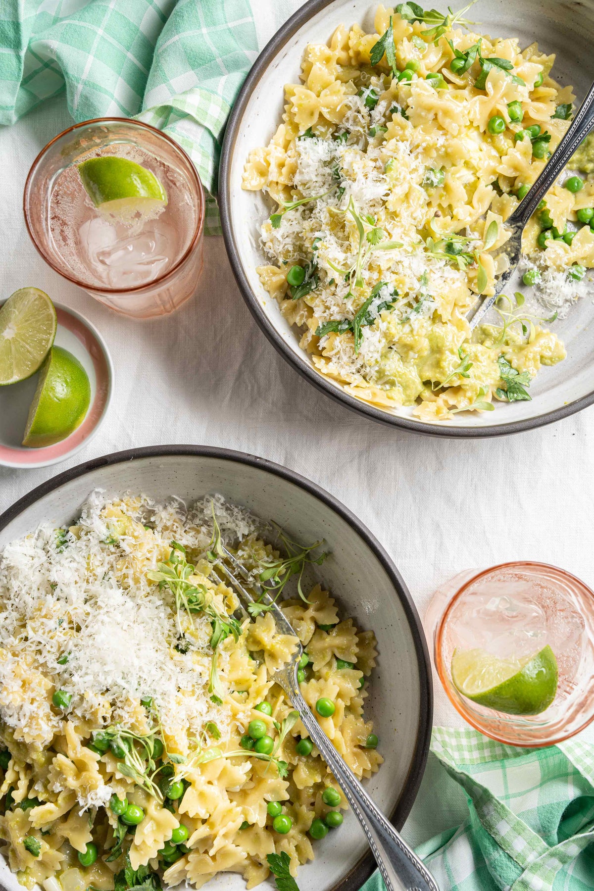 One Pan Spring Pea Pasta