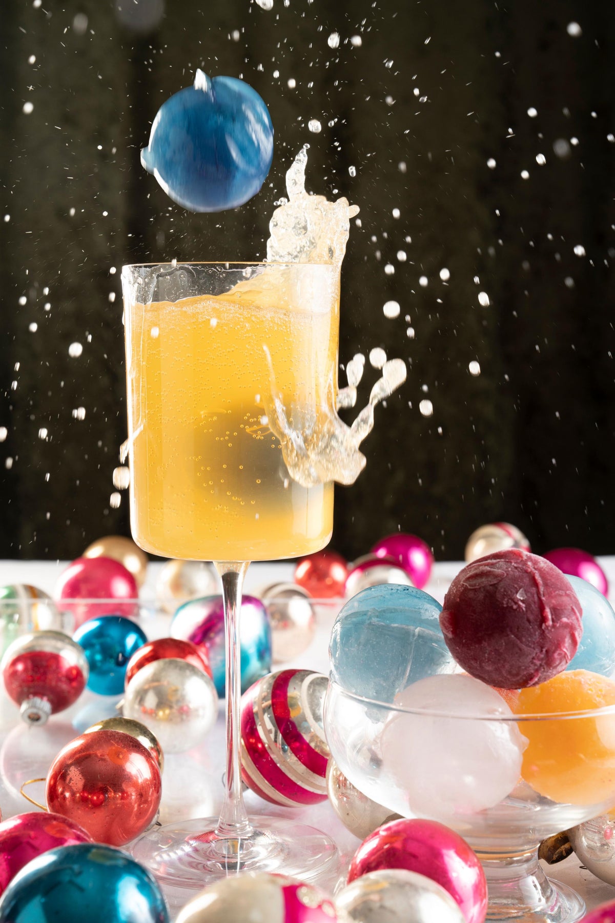 14 Best Holiday Cocktails Everyone Will Be Buzzing About